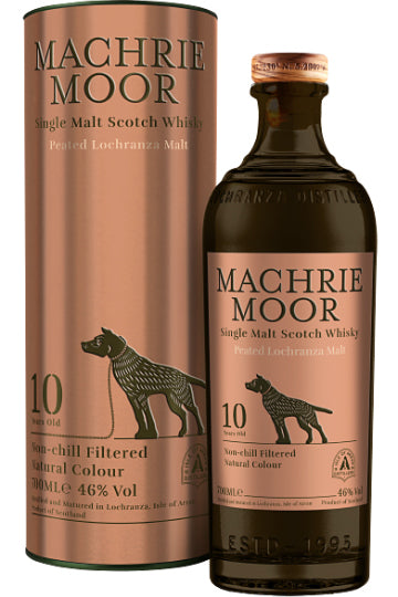 Flasche Machrie Moor Whisky und passende Verpackung.